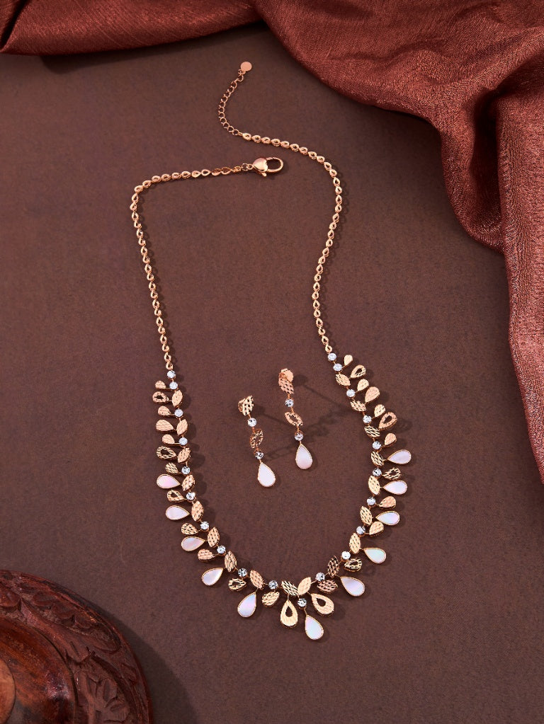 Floral Garland Necklace Set