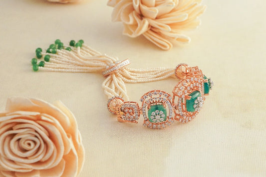 Pearl and Emerald Beaded Bracelet