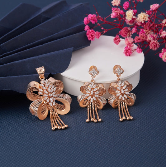 Rose Gold-Toned Cut-Out Pendant Set
